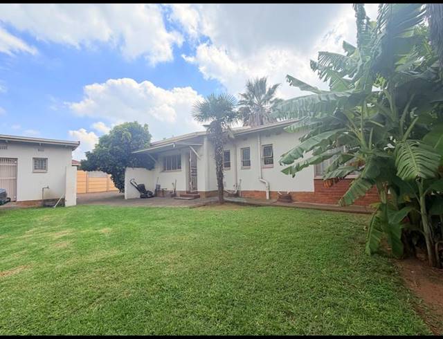 9 BEDROOM HOUSE FOR SALE IN VANDERBIJLPARK CE 5